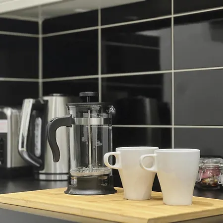 Luxury 2br 2ba Town Centre Apartment Harrogate