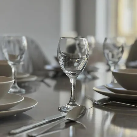 Apartment Luxury 2br 2ba Town Centre Harrogate